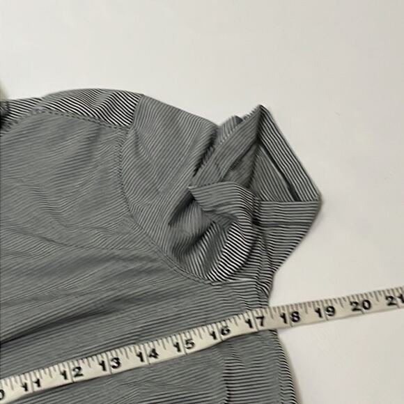 LULULEMON EVOKED POLO SHIRT SIZE XS - Picture 6 of 6